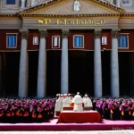 천주교와 정교회의 성직자 구조 - **Prompt 1: The Papal Audience in Vatican City**
A vibrant and reverent scene set within St. Pet...